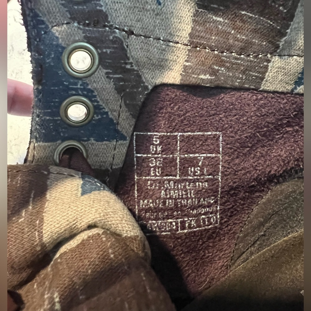Dr. Martens Aimilie Size 7 - Picture 6 of 11
